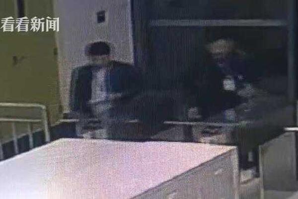 操刘涛 相关剧情截图